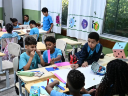 Governo fixa em R$ 5,1 mil novo piso nacional do magistério