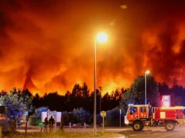 Incêndio florestal atinge o sudoeste da França e obriga a retirada de mais de 10 mil pessoas